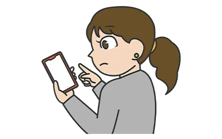 スマートフォンで検索している女性